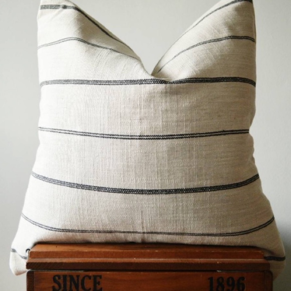 IVORY GULL PILLOW CASE SET NWT